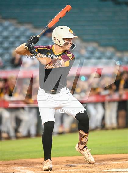Thumbnail 3 in Salpointe Catholic vs. Flagstaff (AIA 4A Final) photogallery.