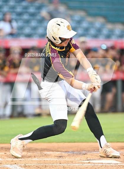 Thumbnail 1 in Salpointe Catholic vs. Flagstaff (AIA 4A Final) photogallery.