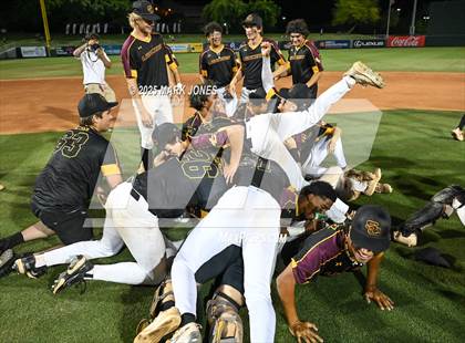 Thumbnail 3 in Salpointe Catholic vs. Flagstaff (AIA 4A Final) photogallery.