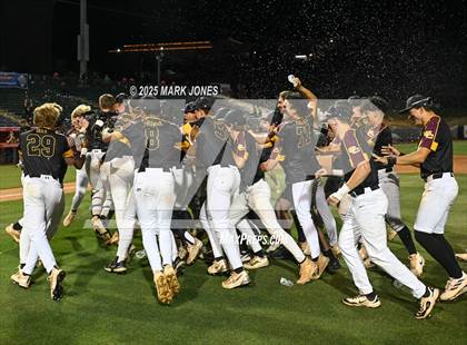 Thumbnail 3 in Salpointe Catholic vs. Flagstaff (AIA 4A Final) photogallery.