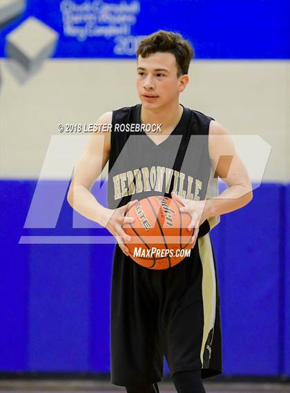 Thumbnail 2 in Hebbronville @ George West photogallery.