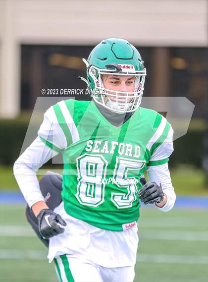 Thumbnail 3 in Seaford vs Locust Valley (NYSPHSAA Division IV Quarterfinal) photogallery.