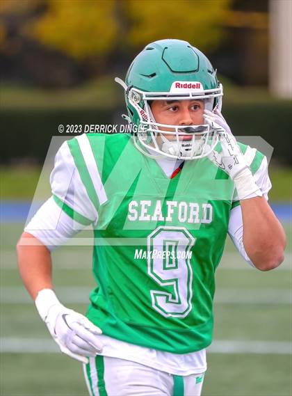 Thumbnail 2 in Seaford vs Locust Valley (NYSPHSAA Division IV Quarterfinal) photogallery.