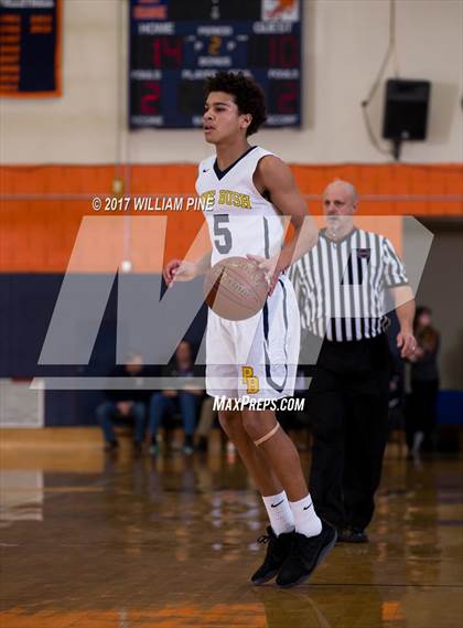 Thumbnail 3 in Pine Bush vs. Burke Catholic (Section 9 Class AA Final) photogallery.