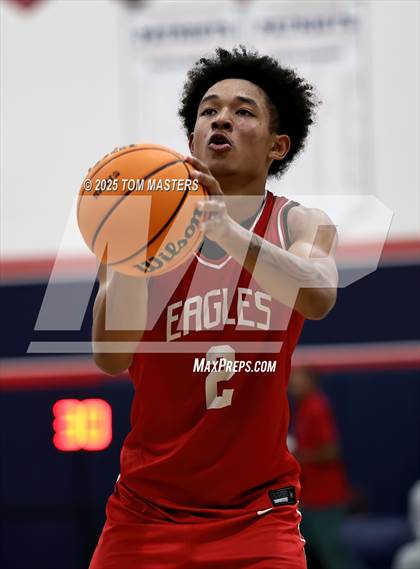 Thumbnail 3 in Gaston Christian vs. Providence Day photogallery.