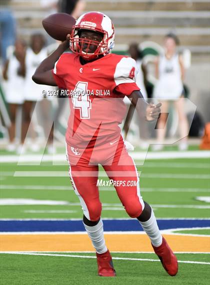 Thumbnail 3 in Mayde Creek vs Cypress Lakes photogallery.