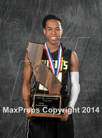 Thumbnail 3 in Bishop Montgomery (CIF State D4 Award Photos) photogallery.