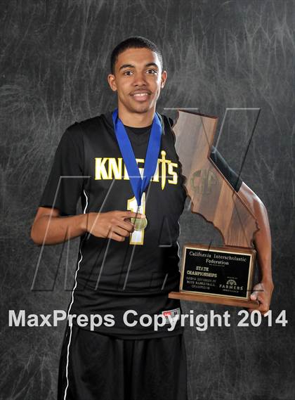 Thumbnail 3 in Bishop Montgomery (CIF State D4 Award Photos) photogallery.