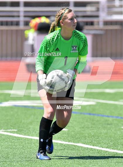 Thumbnail 3 in Mansfield Legacy vs Prosper (UIL 5A Region 2 Semifinal) photogallery.