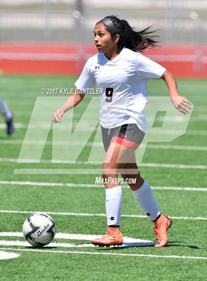 Thumbnail 2 in Mansfield Legacy vs Prosper (UIL 5A Region 2 Semifinal) photogallery.