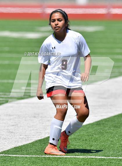 Thumbnail 1 in Mansfield Legacy vs Prosper (UIL 5A Region 2 Semifinal) photogallery.