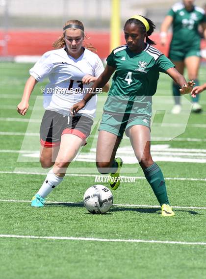 Thumbnail 2 in Mansfield Legacy vs Prosper (UIL 5A Region 2 Semifinal) photogallery.