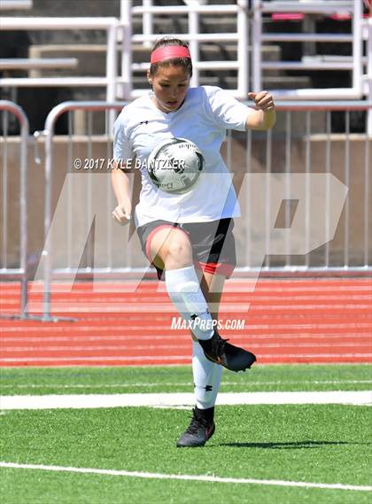 Thumbnail 3 in Mansfield Legacy vs Prosper (UIL 5A Region 2 Semifinal) photogallery.
