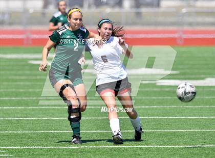 Thumbnail 3 in Mansfield Legacy vs Prosper (UIL 5A Region 2 Semifinal) photogallery.