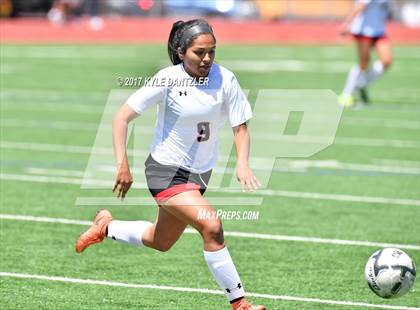 Thumbnail 2 in Mansfield Legacy vs Prosper (UIL 5A Region 2 Semifinal) photogallery.