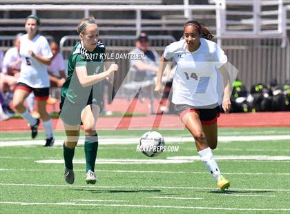 Thumbnail 3 in Mansfield Legacy vs Prosper (UIL 5A Region 2 Semifinal) photogallery.