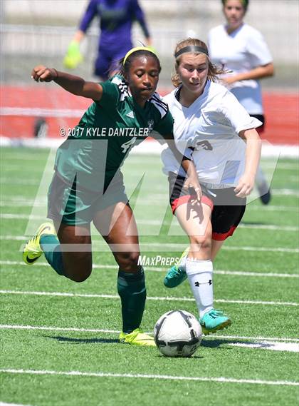 Thumbnail 1 in Mansfield Legacy vs Prosper (UIL 5A Region 2 Semifinal) photogallery.