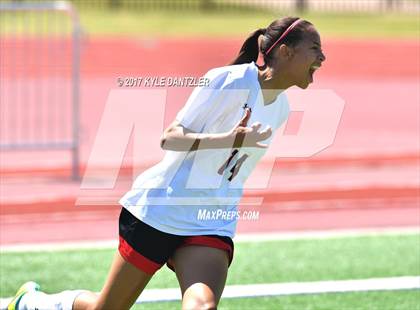 Thumbnail 3 in Mansfield Legacy vs Prosper (UIL 5A Region 2 Semifinal) photogallery.