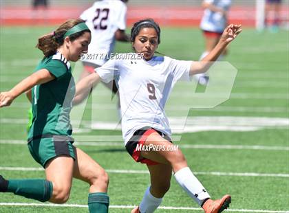 Thumbnail 3 in Mansfield Legacy vs Prosper (UIL 5A Region 2 Semifinal) photogallery.
