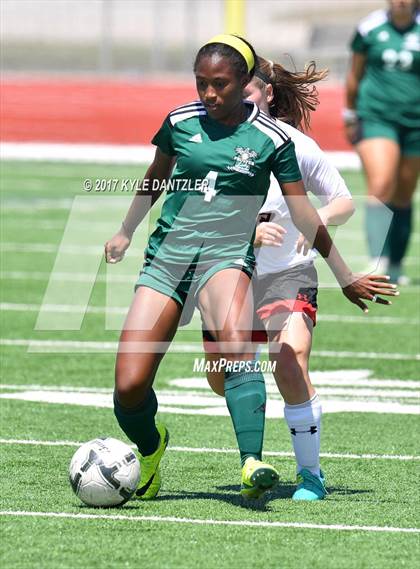 Thumbnail 3 in Mansfield Legacy vs Prosper (UIL 5A Region 2 Semifinal) photogallery.