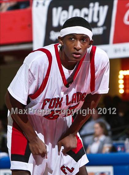 Thumbnail 2 in Fox Lane vs Mahopac (Section 1 Class AA Semifinal) photogallery.