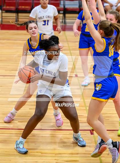 Thumbnail 3 in Connelly School of the Holy Child @ Robinson (Cougar Holiday Classic) photogallery.