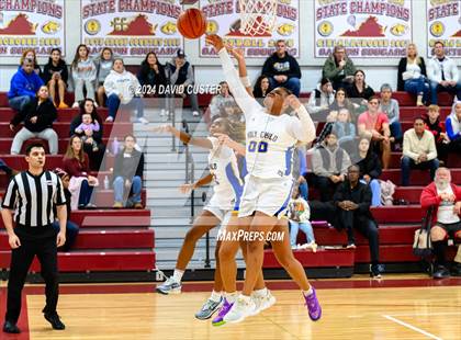 Thumbnail 2 in Connelly School of the Holy Child @ Robinson (Cougar Holiday Classic) photogallery.