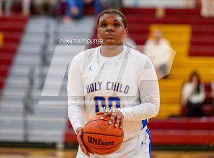 Thumbnail 2 in Connelly School of the Holy Child @ Robinson (Cougar Holiday Classic) photogallery.