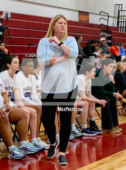 Thumbnail 3 in Connelly School of the Holy Child @ Robinson (Cougar Holiday Classic) photogallery.