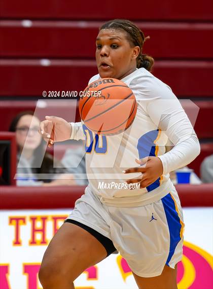 Thumbnail 1 in Connelly School of the Holy Child @ Robinson (Cougar Holiday Classic) photogallery.