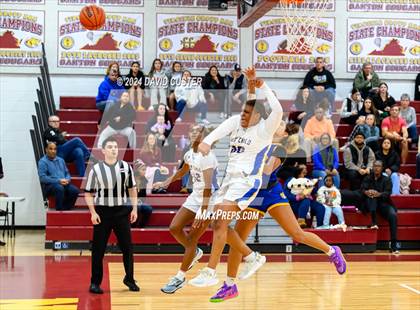 Thumbnail 1 in Connelly School of the Holy Child @ Robinson (Cougar Holiday Classic) photogallery.
