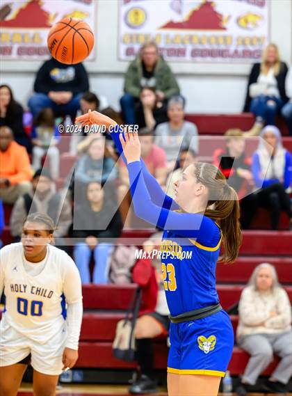 Thumbnail 3 in Connelly School of the Holy Child @ Robinson (Cougar Holiday Classic) photogallery.