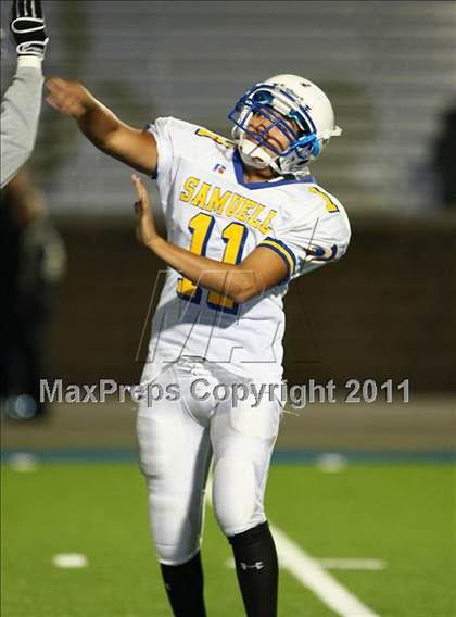 Thumbnail 2 in Dallas Jesuit vs Samuell photogallery.