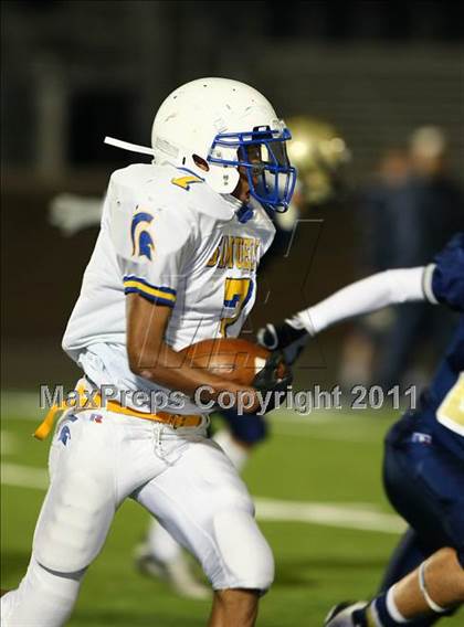 Thumbnail 2 in Dallas Jesuit vs Samuell photogallery.