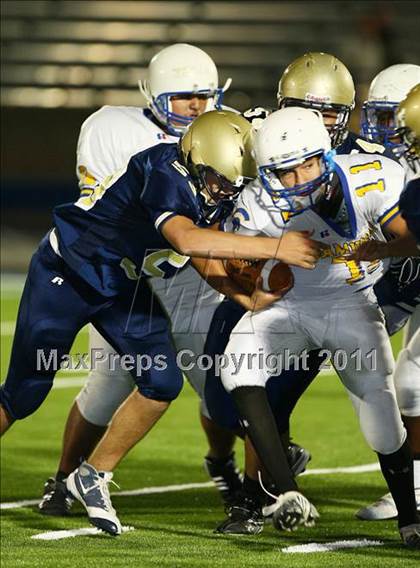 Thumbnail 3 in Dallas Jesuit vs Samuell photogallery.