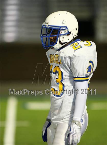 Thumbnail 2 in Dallas Jesuit vs Samuell photogallery.