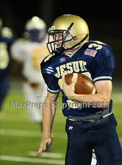 Thumbnail 3 in Dallas Jesuit vs Samuell photogallery.