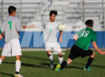 Thumbnail 2 in D'Evelyn vs. Standley Lake photogallery.