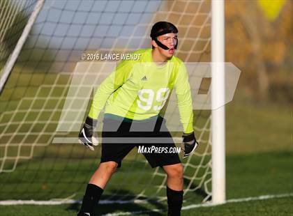 Thumbnail 2 in D'Evelyn vs. Standley Lake photogallery.