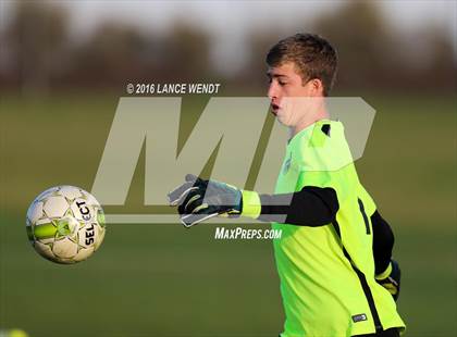 Thumbnail 2 in D'Evelyn vs. Standley Lake photogallery.
