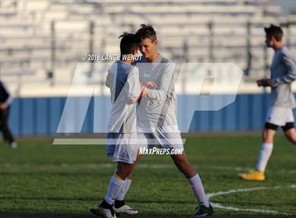 Thumbnail 1 in D'Evelyn vs. Standley Lake photogallery.