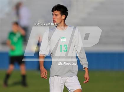 Thumbnail 3 in D'Evelyn vs. Standley Lake photogallery.
