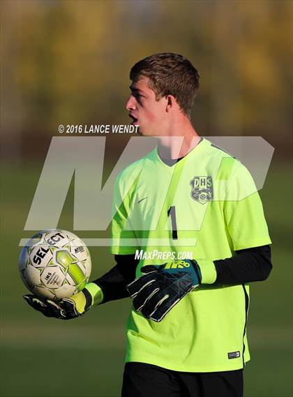 Thumbnail 3 in D'Evelyn vs. Standley Lake photogallery.