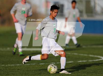 Thumbnail 3 in D'Evelyn vs. Standley Lake photogallery.