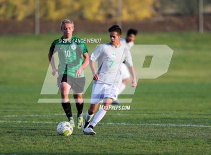 Thumbnail 2 in D'Evelyn vs. Standley Lake photogallery.