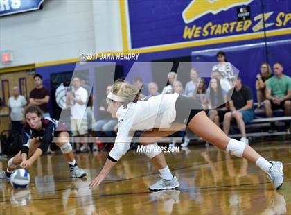 Thumbnail 3 in Assumption vs. Mater Dei (Durango Fall Classic) photogallery.