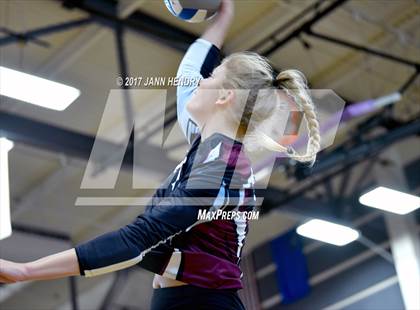 Thumbnail 3 in Assumption vs. Mater Dei (Durango Fall Classic) photogallery.