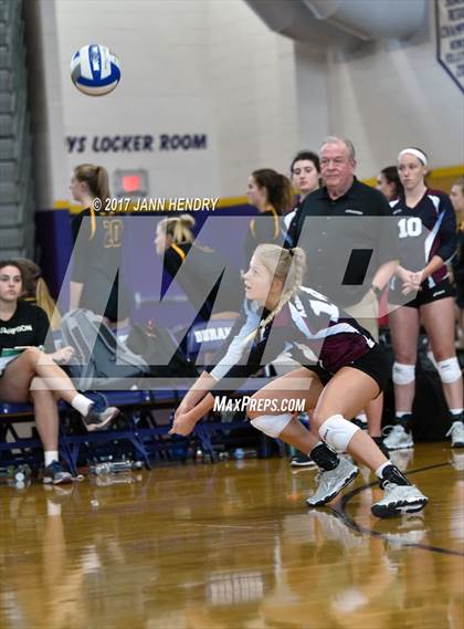 Thumbnail 2 in Assumption vs. Mater Dei (Durango Fall Classic) photogallery.