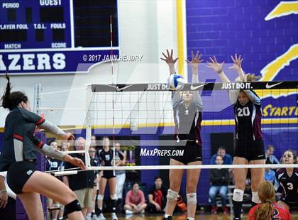 Thumbnail 1 in Assumption vs. Mater Dei (Durango Fall Classic) photogallery.