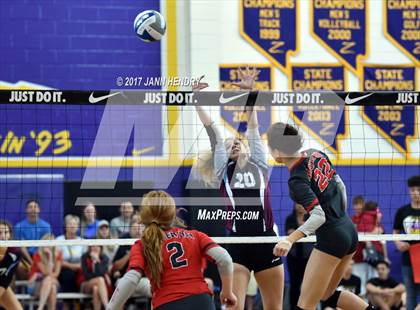 Thumbnail 1 in Assumption vs. Mater Dei (Durango Fall Classic) photogallery.